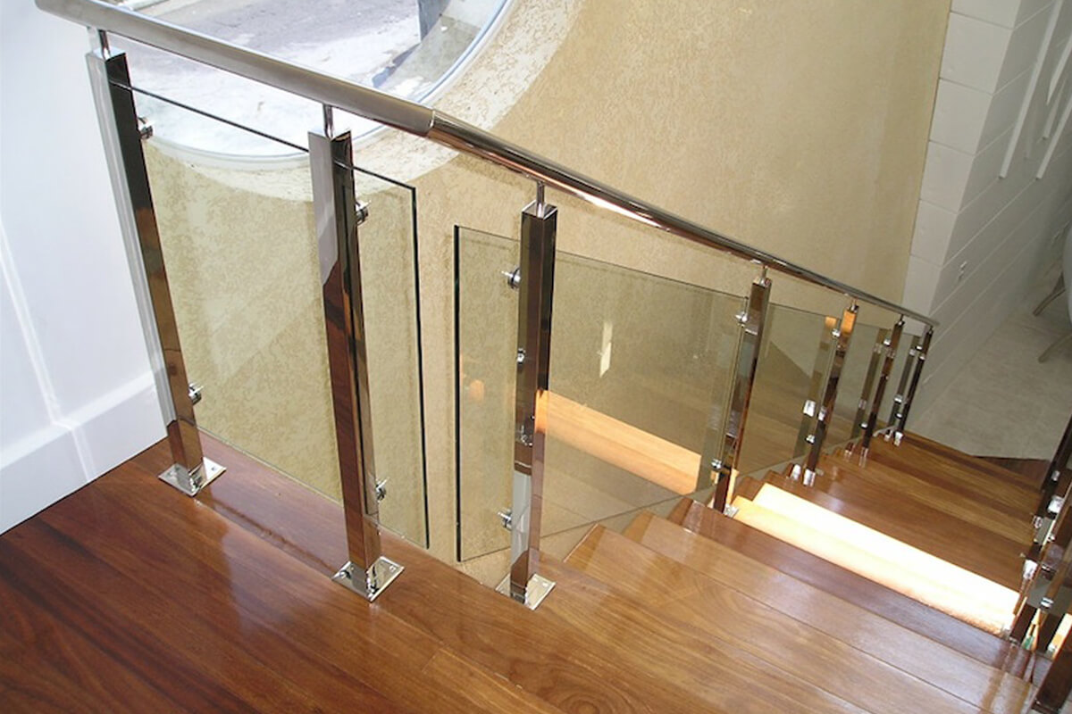 Escada com vidro - Escadas MV