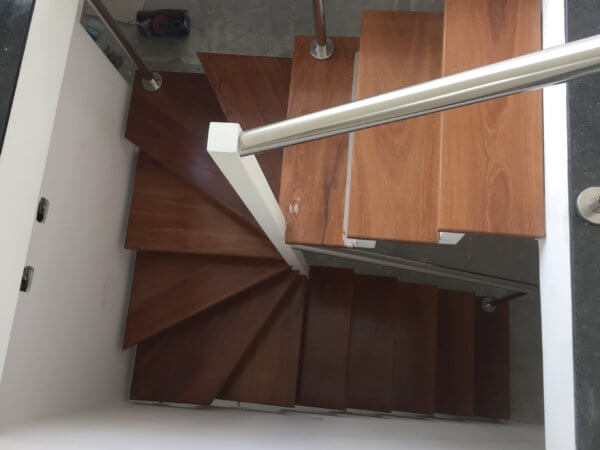 Bruno: escada para apartamento duplex